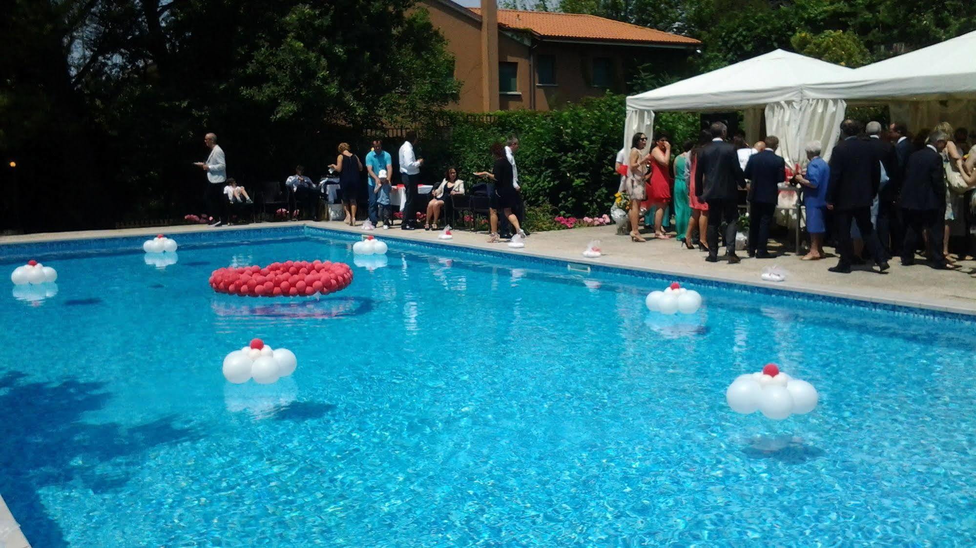 Múggia Hotel Ristorante Sole מראה חיצוני תמונה
